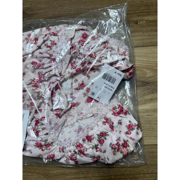 NWT! Lush Lace Trim Cap Sleeve Top in Pink Floral Size Medium - Picture 4 of 6